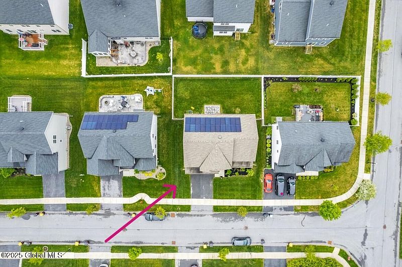 3rd image of 61 Sycamore Street
