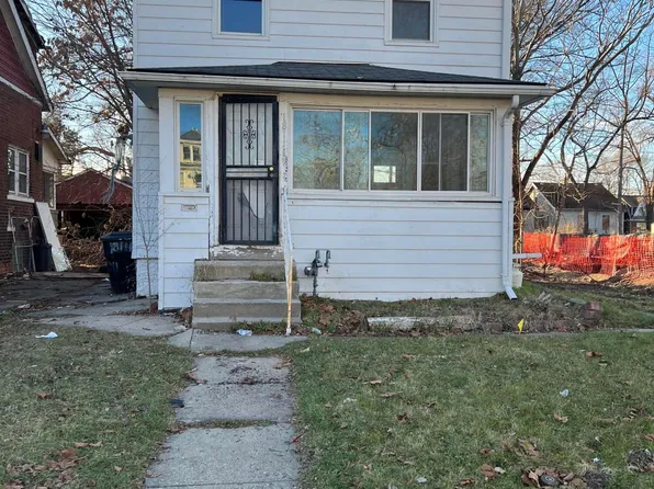 18111 Russell St, Highland Park, MI 48203