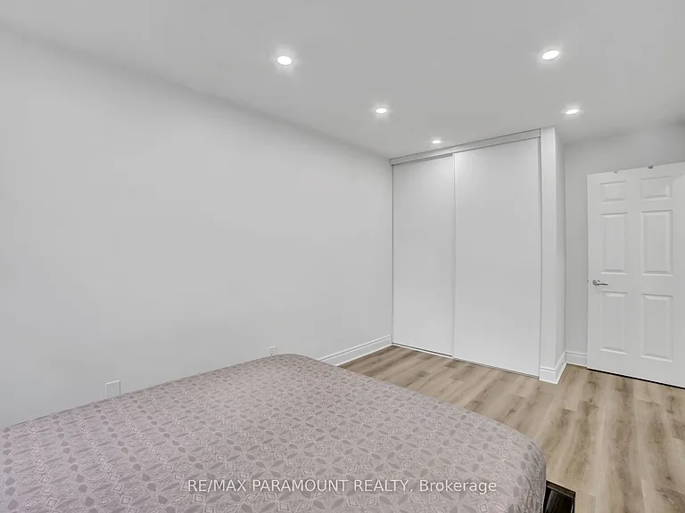 2641 Cavendish Dr — Photo 31