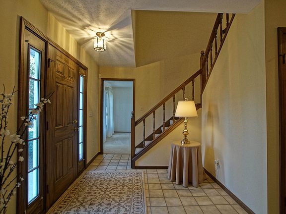 3rd image of 33378 Allenbury Dr