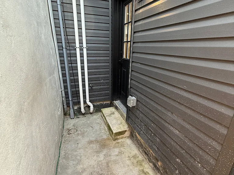 155 W Palmer St — Photo 8