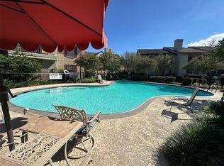 2120 El Paseo St APT 806, Houston, TX 77054