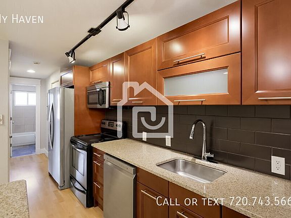 5th image of 195 S Pennsylvania St APT 304