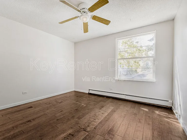 2120 S Vaughn Way #206F — Photo 1