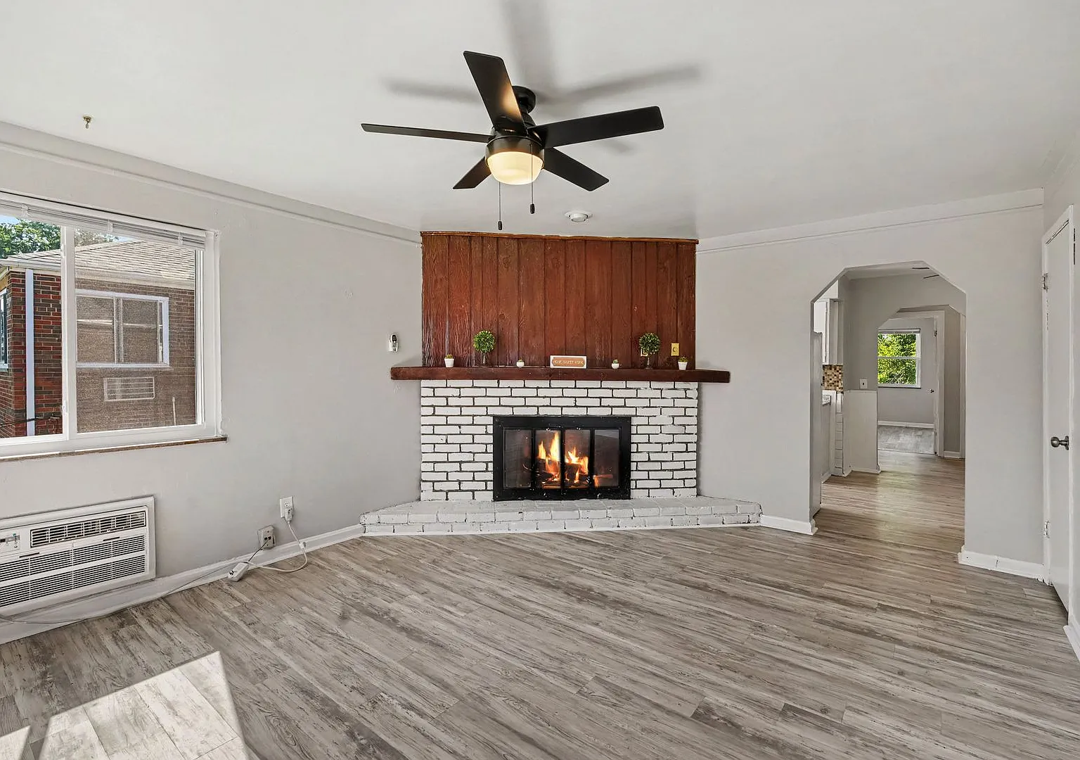 629 Maple Dr, Cincinnati OH 45215 — Photo 4