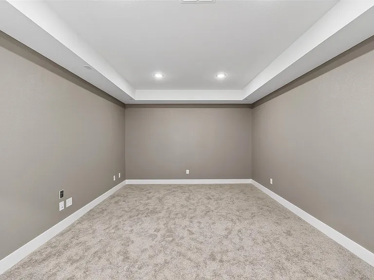 32018 Crested Knoll Ct — Photo 29