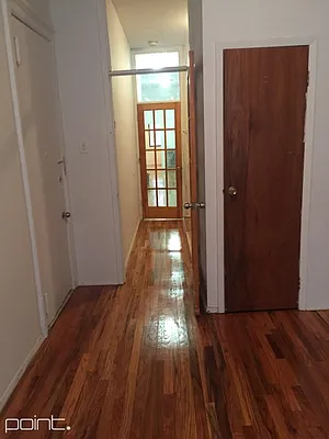 Rented by Point NYC | media 45