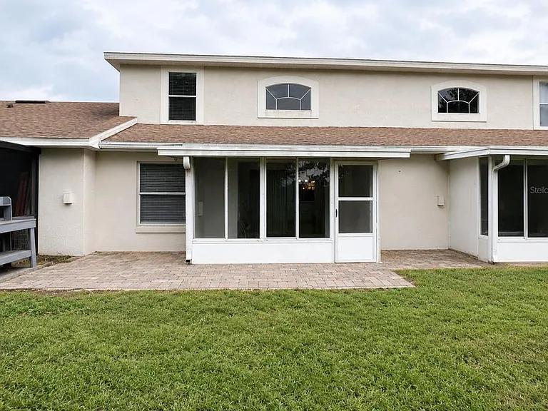 14426 Island Cove Dr — Photo 25