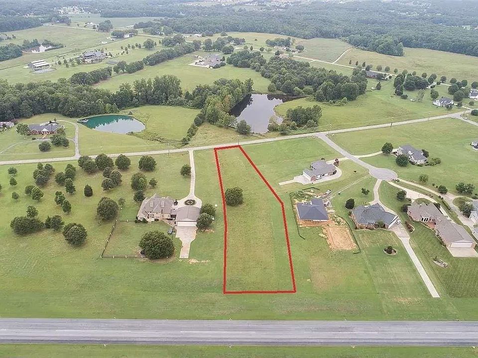 1st image of 528 Air Park Dr