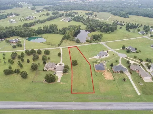 528 Air Park Dr, Greer, SC 29651