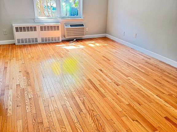 2nd image of 16-66 Bell Blvd #137