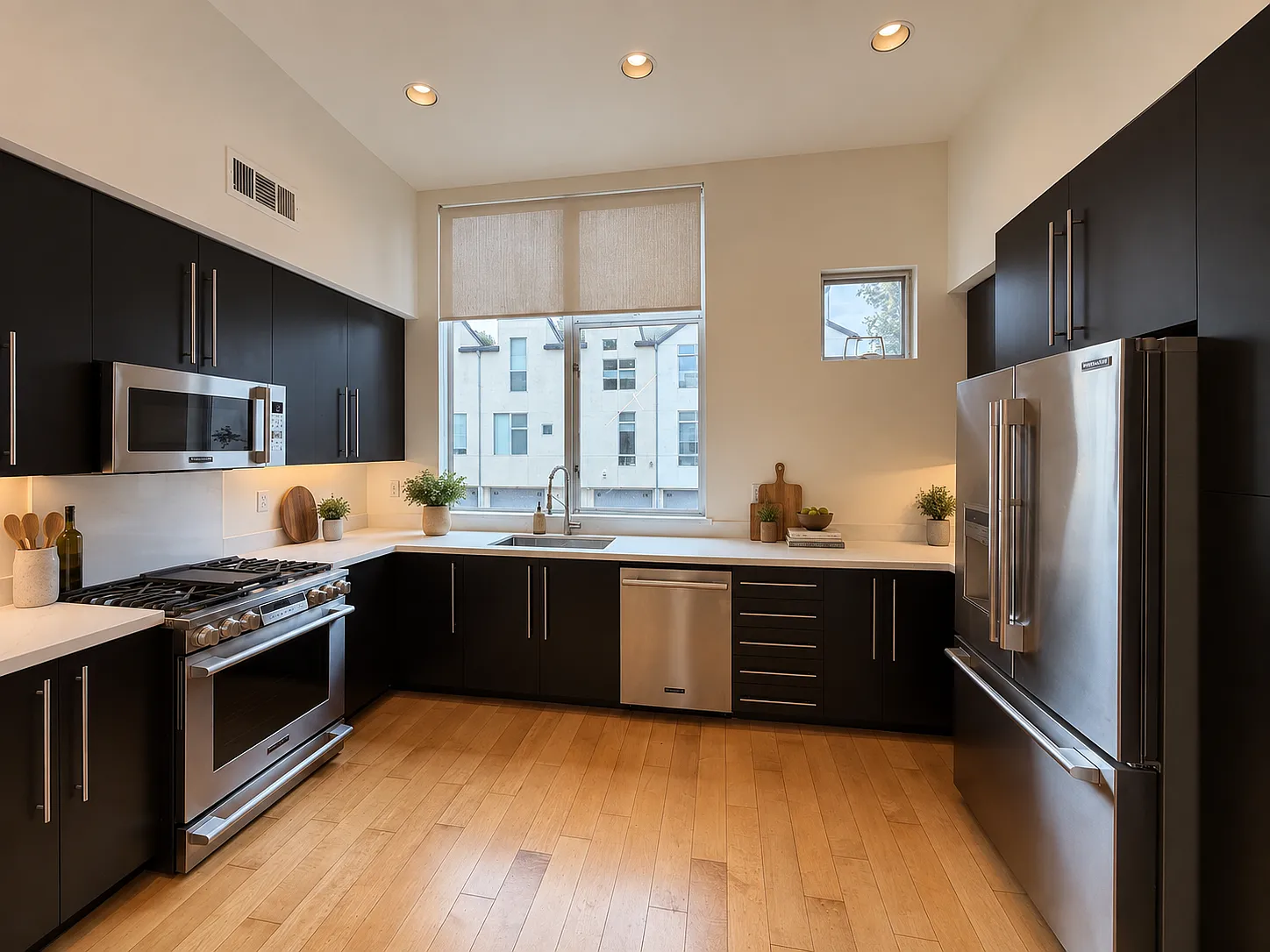 2 bed, 1144 sqft, $3,900 — Photo 3