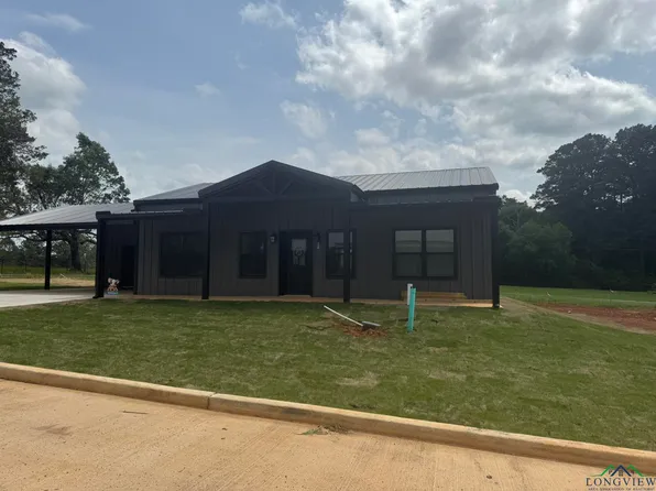 101 Masters Way, Hallsville, TX 75650