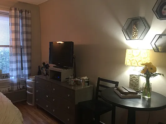 Rented by Charles Coutinho LLC | media 20