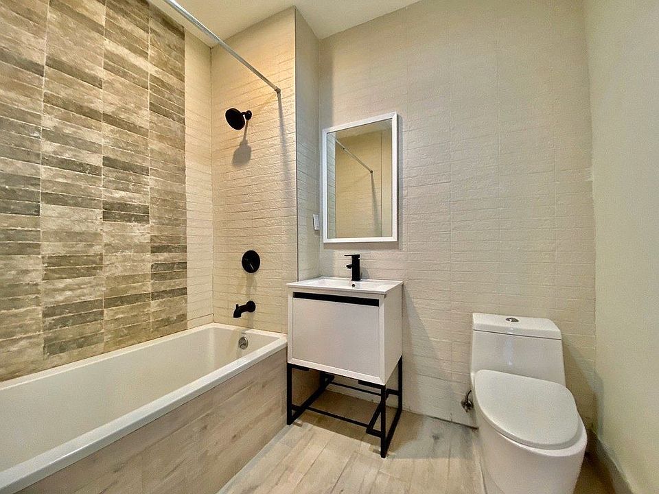2nd image of 13 Palmetto St #1C