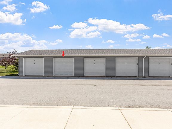 2nd image of 8220 Lincoln Cir APT B