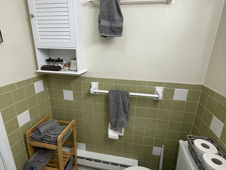 102 Alpine St #5 — Photo 8