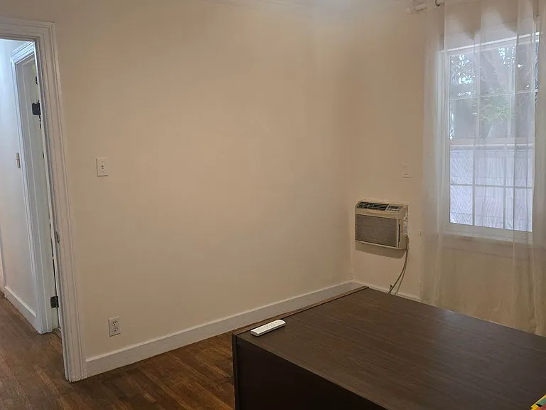 Warm & Welcoming Home Near Melrose with Room to Live, Work & Create — Photo 10