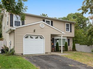 5 Birch Ct, Barnegat, NJ 08005