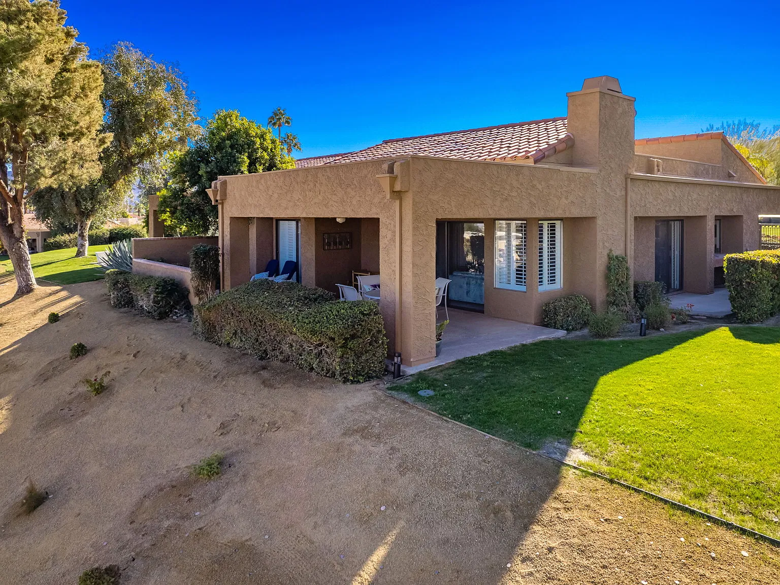 2 bed, 1745 sqft, $7,000 — Photo 4