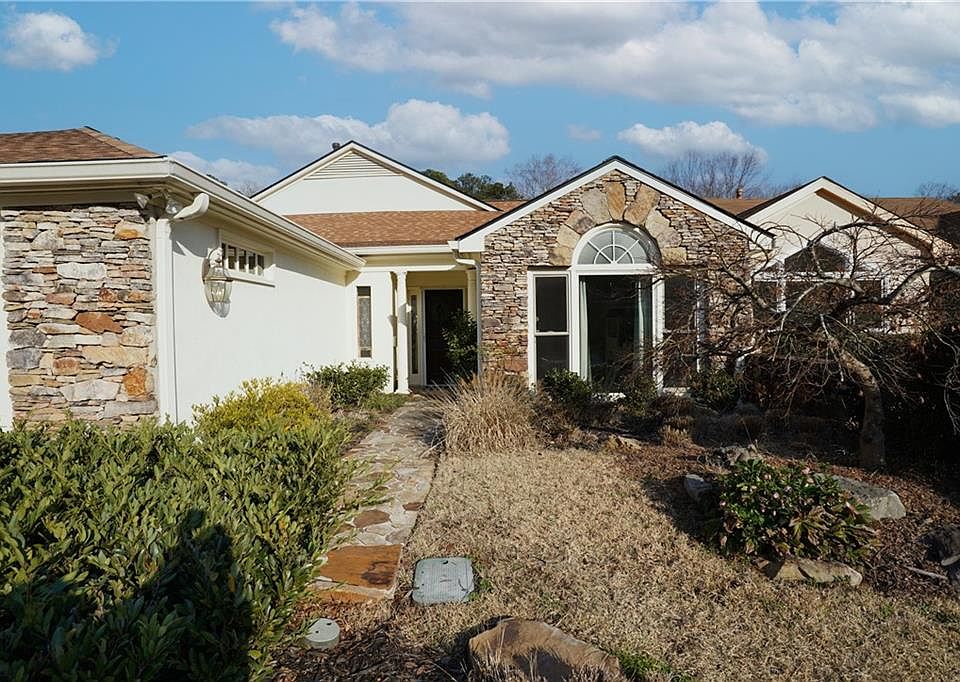 1st image of 4603 Lake Village Dr