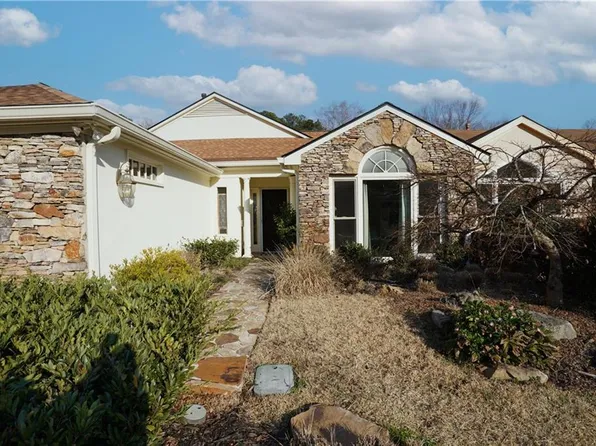 4603 Lake Village Dr, Dunwoody, GA 30338