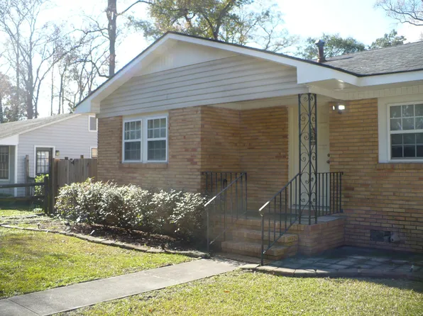 201 Clifton Dr #A, Pt Wentworth, GA 31407
