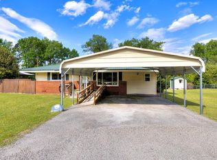 2033 Columbia Cir, Sumter, SC 29154