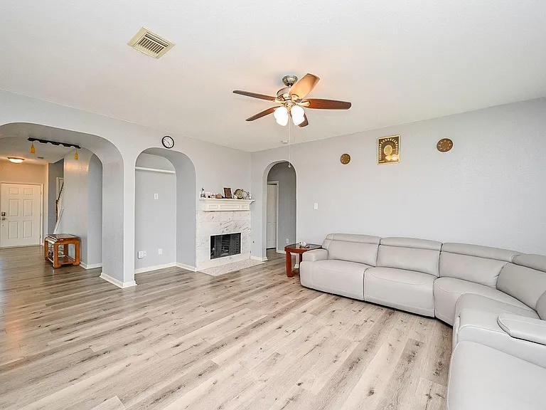 6638 Autumn Sunset Ln — Photo 7