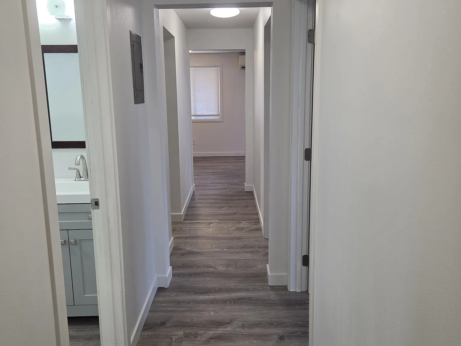 2 bed, $2,475 — Photo 1