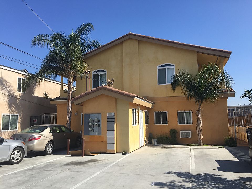 1st image of 4028 46th St #1,2,3,4
