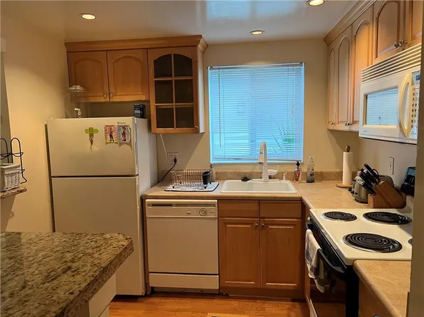 1320 Miami Road #9, Fort Lauderdale, FL 33316