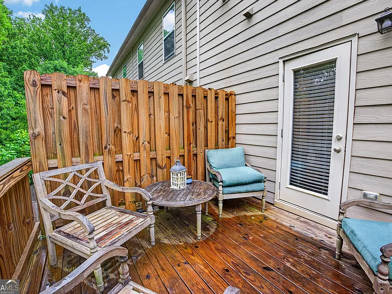 865 Society Cir SW — Photo 10