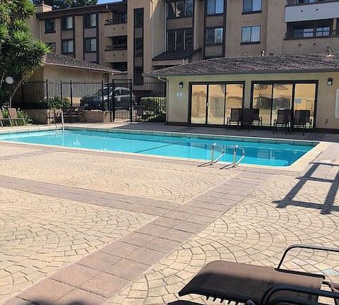3rd image of 26937 Hayward Blvd APT 111