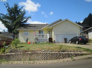 780 SW Pioneer Ct, Willamina, OR 97396
