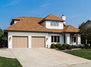 1060 Bluffpoint Dr, Columbus, OH 43235