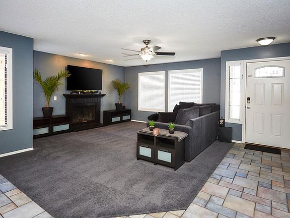 3rd image of 13629 Sandstone Dr