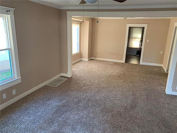 2nd image of 226 S Hardy Ave