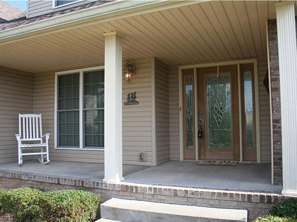 1st image of 627 E Glenridge Ln