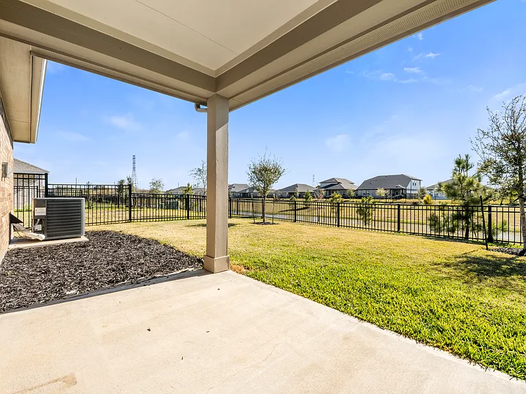 27107 Blue Pool Dr — Photo 13