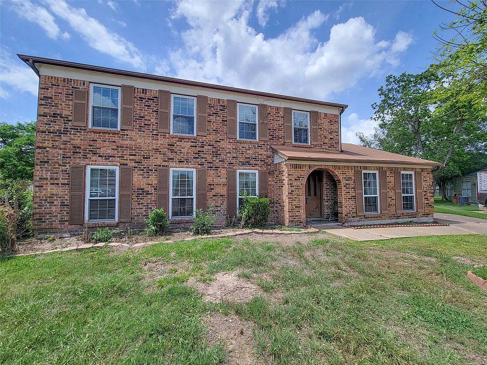 1st image of 18318 Wild Willow Ln