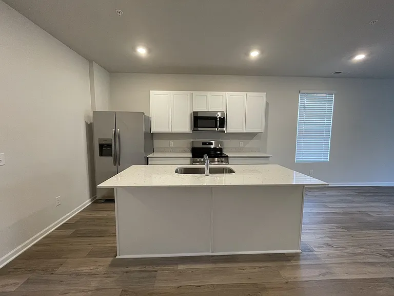 464 Alcott Way — Photo 9