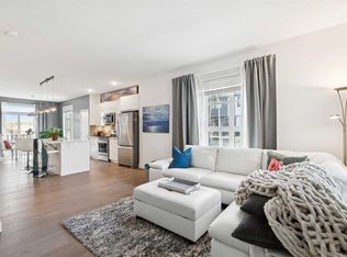 180 SW Walden Path SE, Calgary, AB T2X4C4