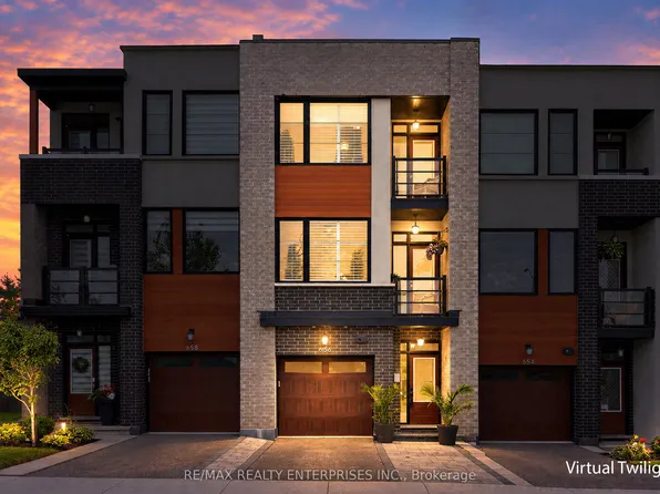 656 Tupelo Ct, Mississauga, ON L5G 0C4
