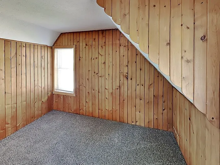 140 Park St E — Photo 9