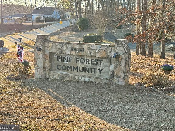 5th image of 104 N Little River Run
