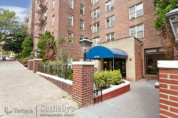 Sold by Terrace Sotheby's International Realty | media 1