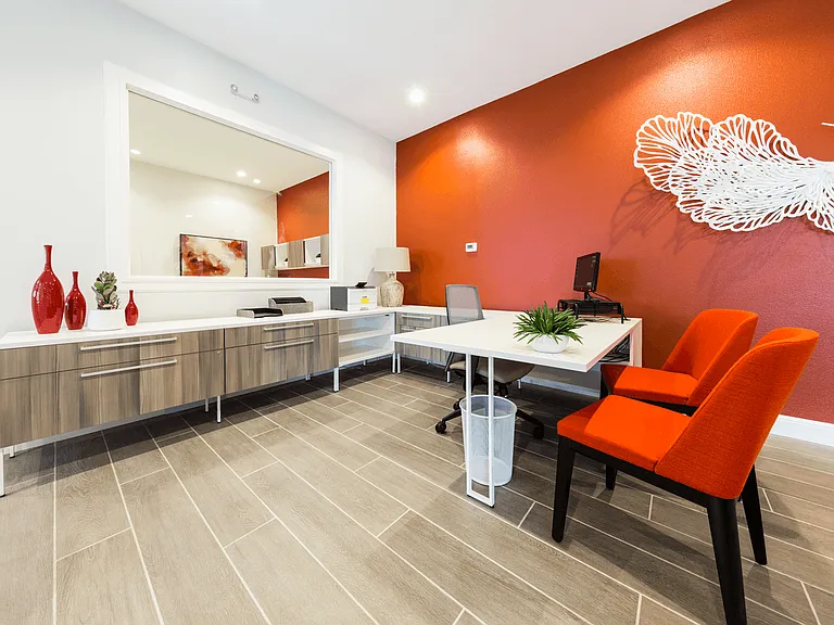 The Estate on Quarry Lake Apartment Homes — Photo 33
