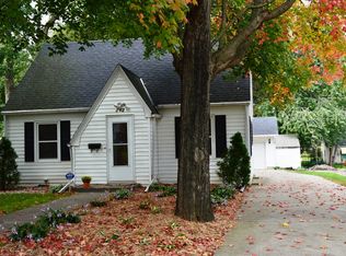 842 8th Ave SW, Faribault, MN 55021