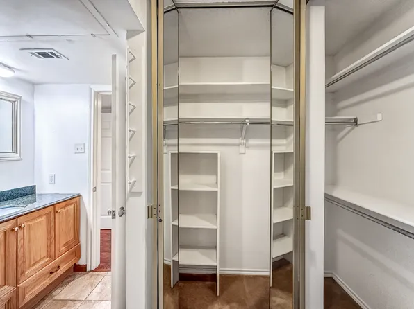 16301 Ledgemont Ln #170, Addison, TX 75001